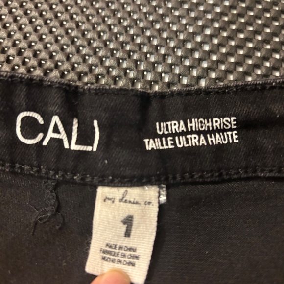 Cali Jean shirts black - Picture 2 of 3